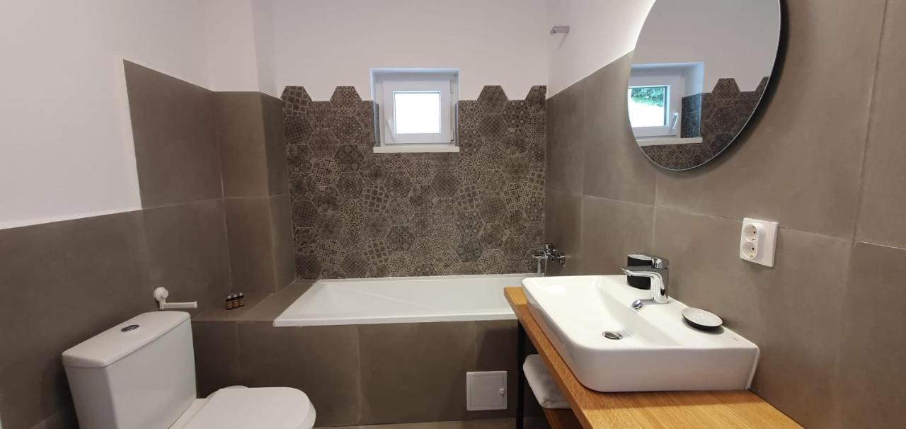 The Pines Serviced Apartments Braszów Zewnętrze zdjęcie