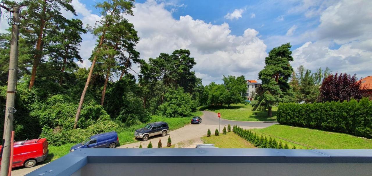 The Pines Serviced Apartments Braszów Zewnętrze zdjęcie