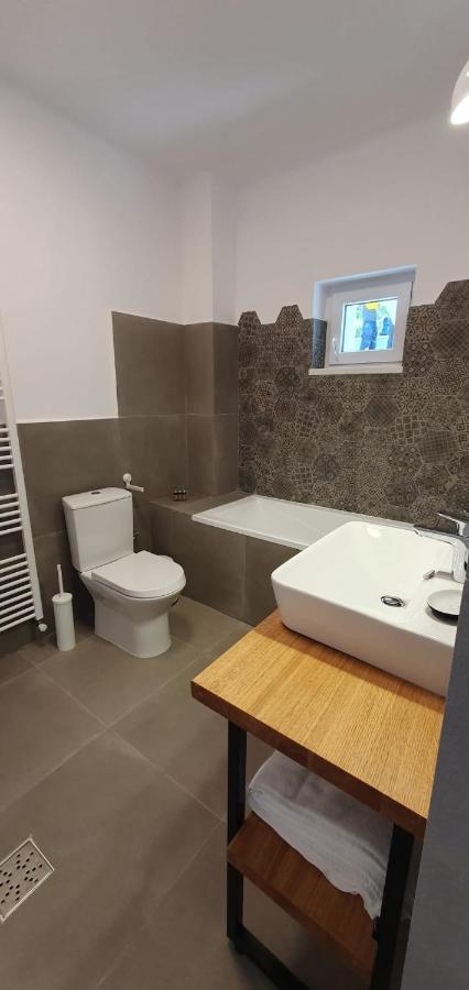 The Pines Serviced Apartments Braszów Zewnętrze zdjęcie